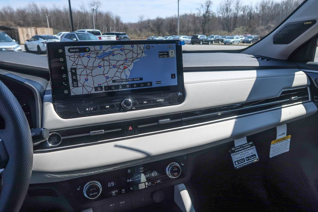 New 2026 Mitsubishi Outlander SE AWD/4WD image 30