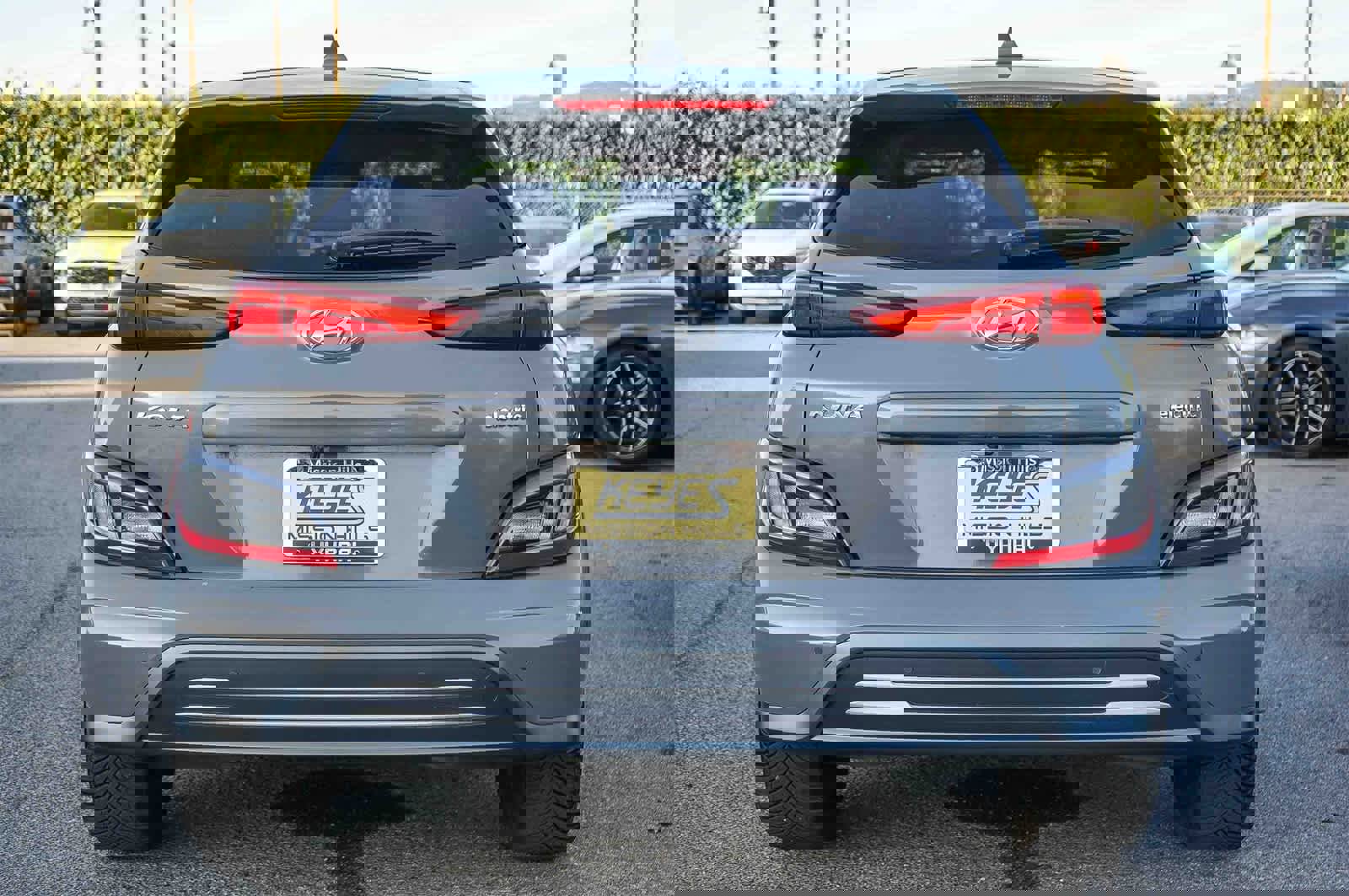 Used 2022 Hyundai Kona Limited image 7