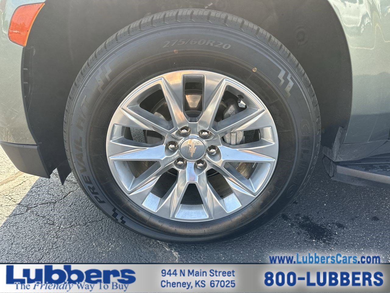 Used 2023 Chevrolet Suburban Premier image 10