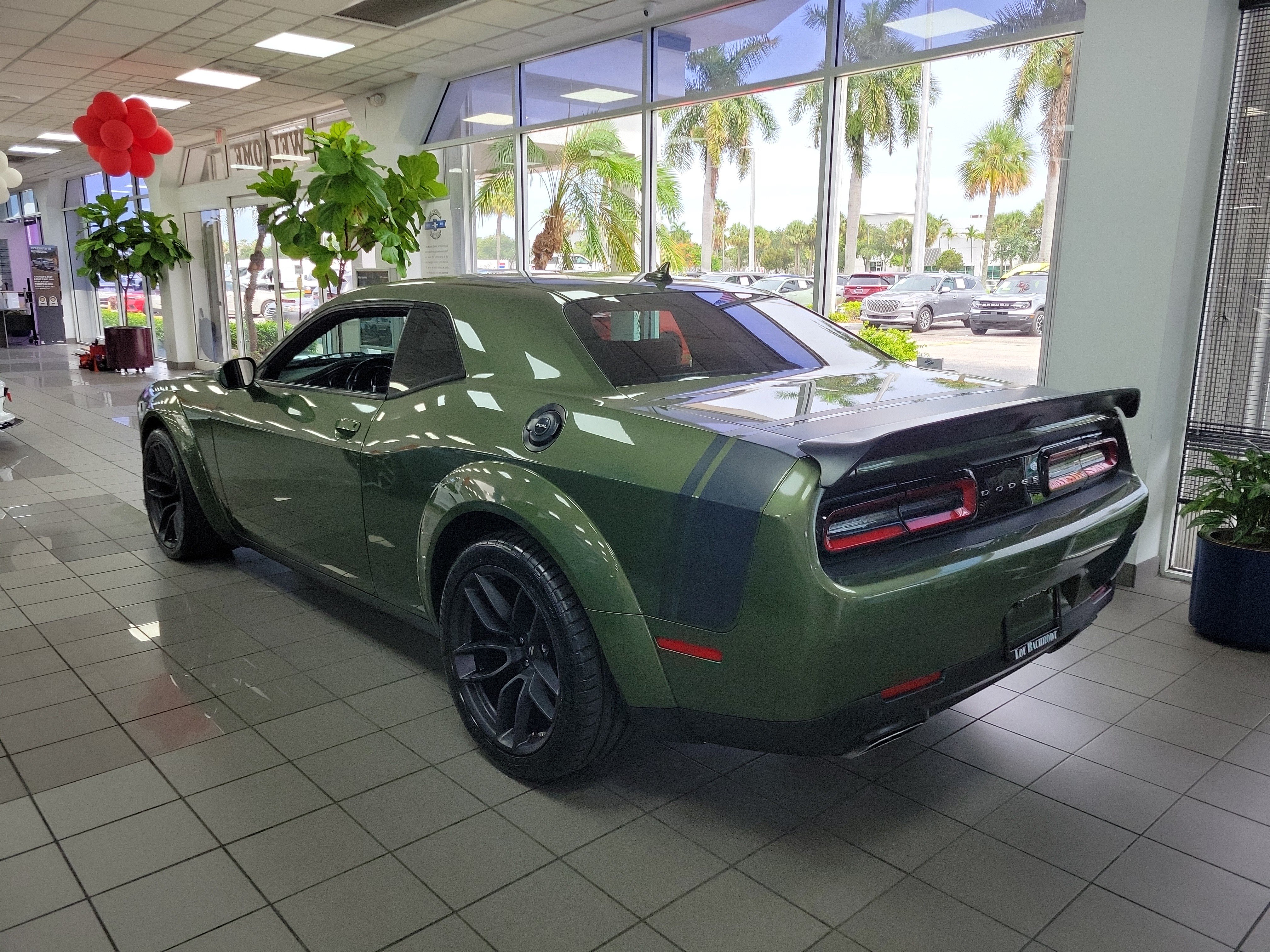 Used 2019 Dodge Challenger R/T Scat Pack RWD image 4