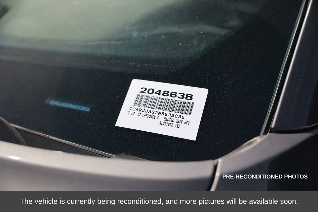 Used 2022 Jeep Grand Cherokee L Laredo image 18