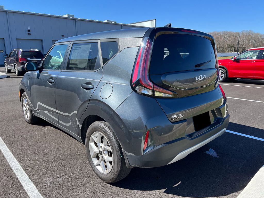 Used 2024 Kia Soul LX w/ Option Group 015 image 3
