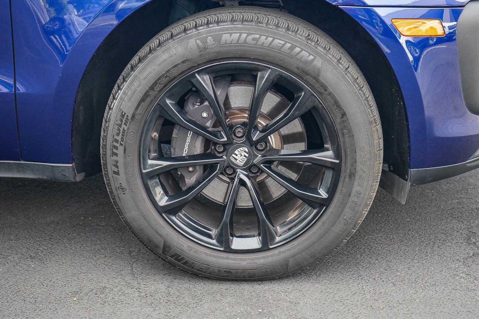 Used 2023 Porsche Macan image 10