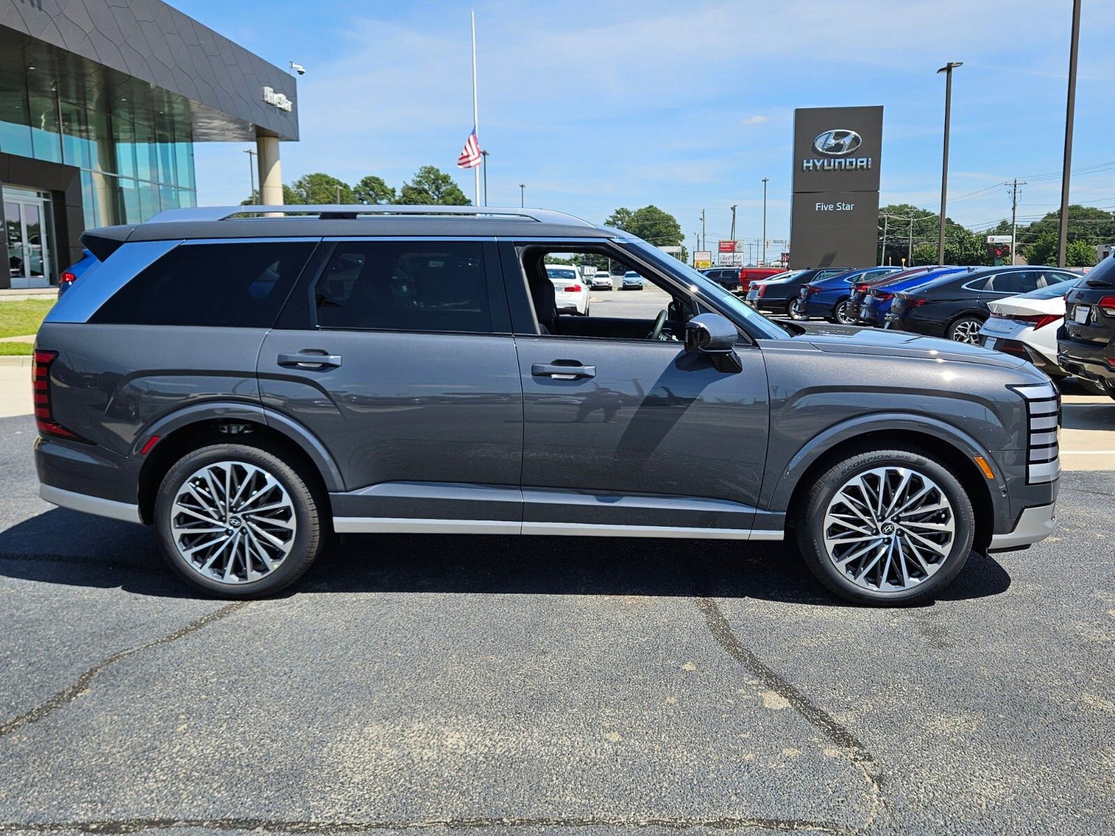 New 2026 Hyundai Palisade Calligraphy image 12