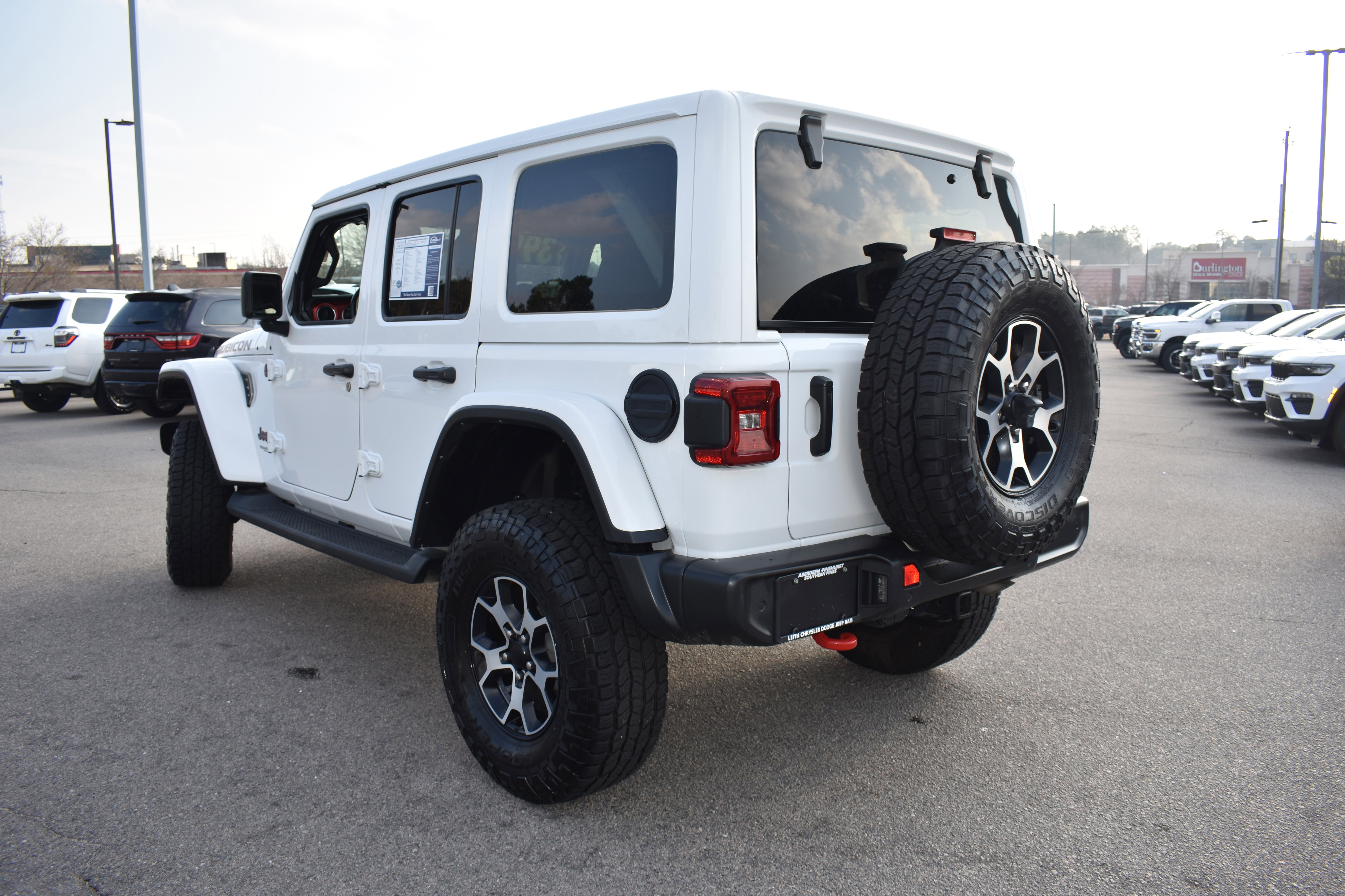 Used 2022 Jeep Wrangler Unlimited Rubicon w/ LED Lighting Group image 7