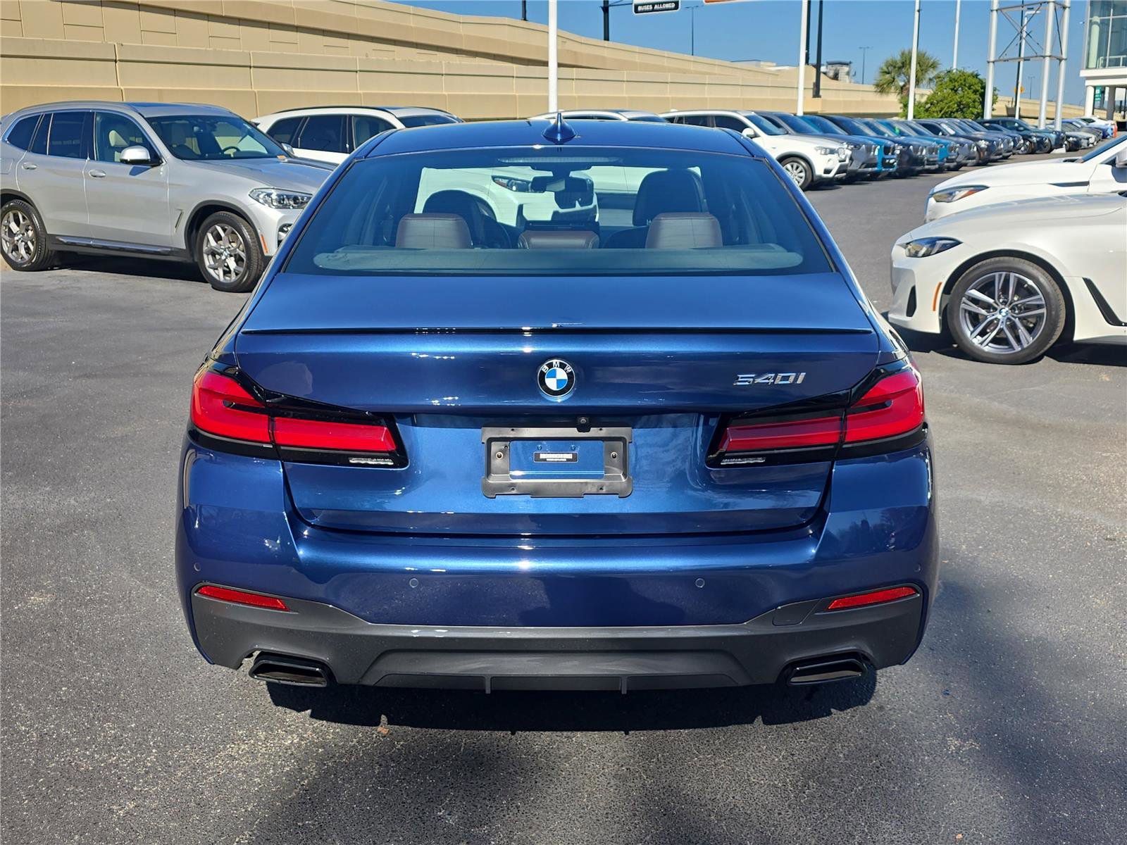 Used 2023 BMW 540i 540i w/ M Sport Package image 4