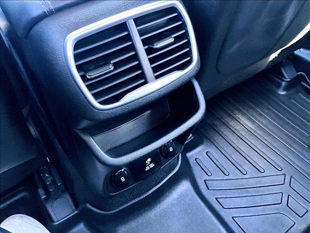Used 2020 Hyundai Santa Fe Limited FWD image 22