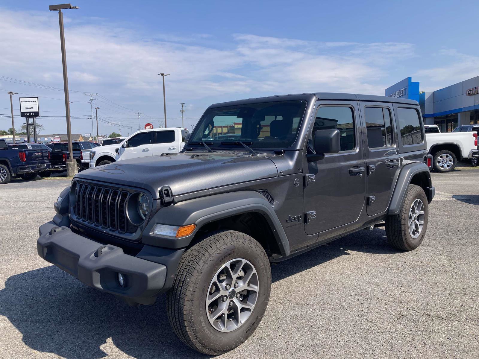 Used 2024 Jeep Wrangler Unlimited Sport image 5
