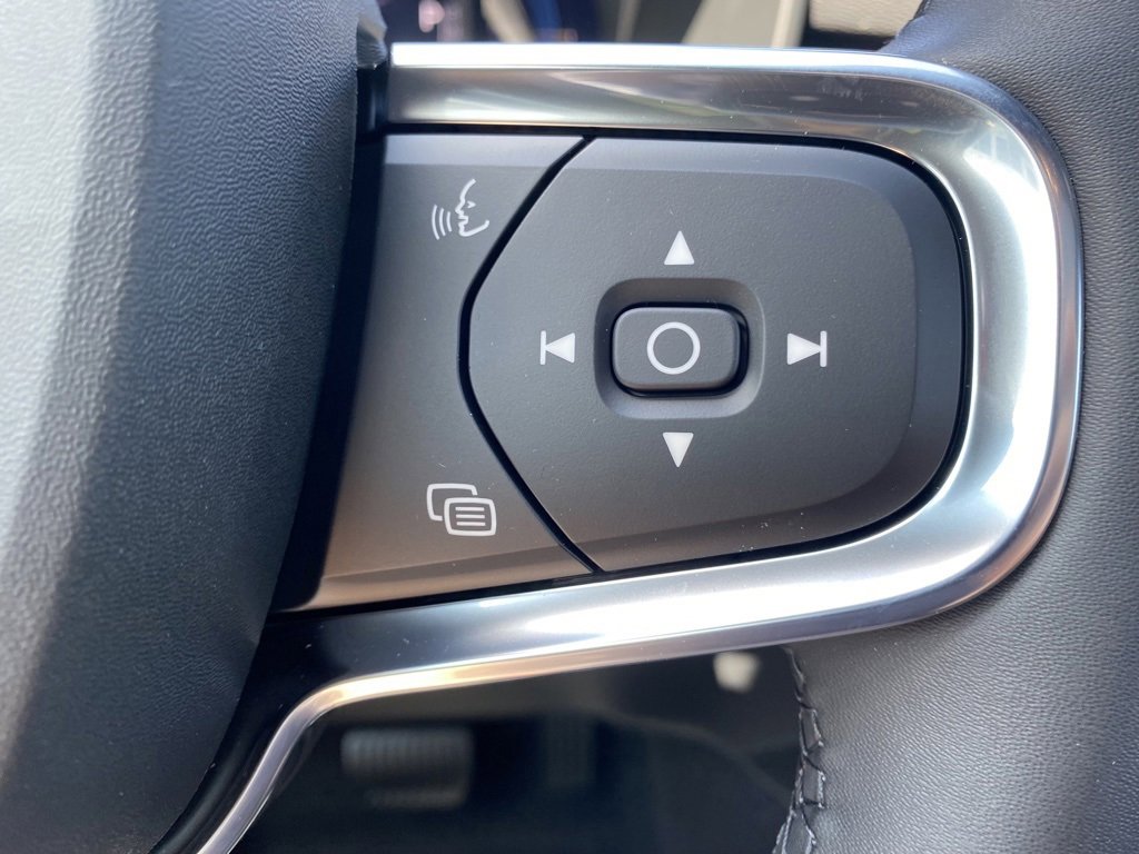 New 2023 Volvo C40 P8 Recharge Plus w/ Climate Package image 18