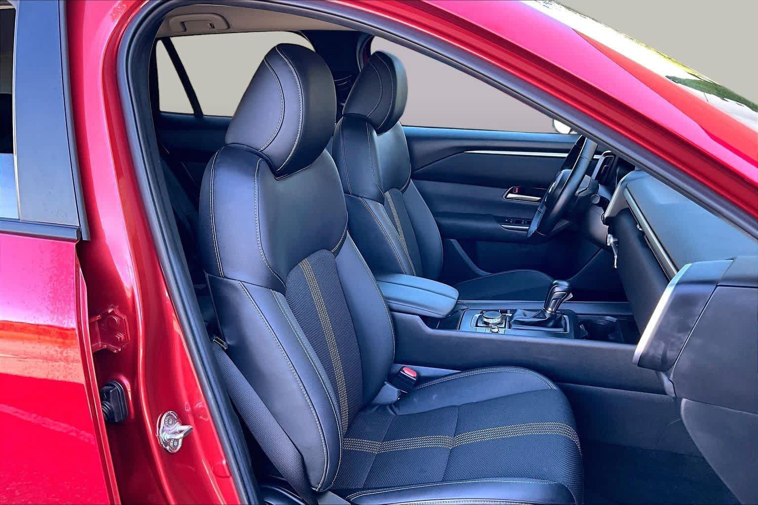 Used 2025 MAZDA CX-50 AWD 2.5 S w/ Preferred Package image 8