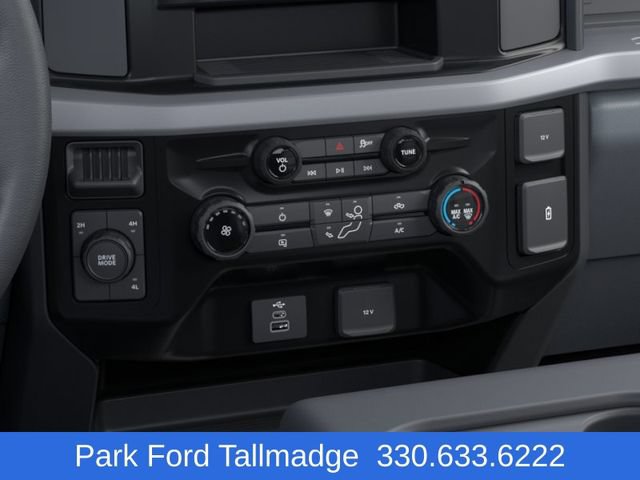 New 2025 Ford F550 4x4 Regular Cab Super Duty image 15