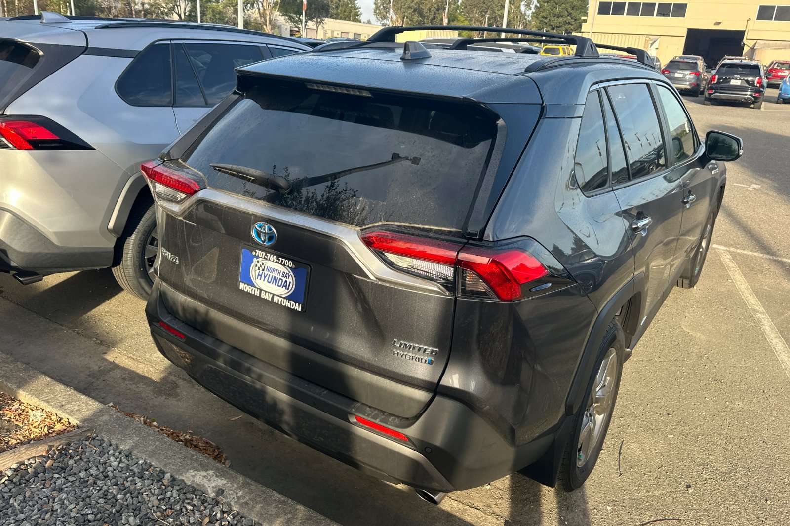 Used 2019 Toyota RAV4 Limited AWD/4WD image 6