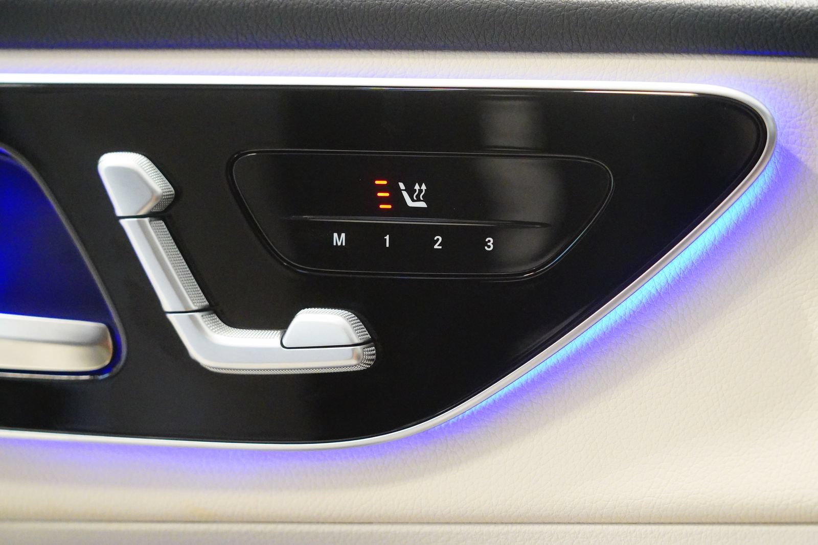 Certified 2026 Mercedes-Benz GLC 300 4MATIC image 26