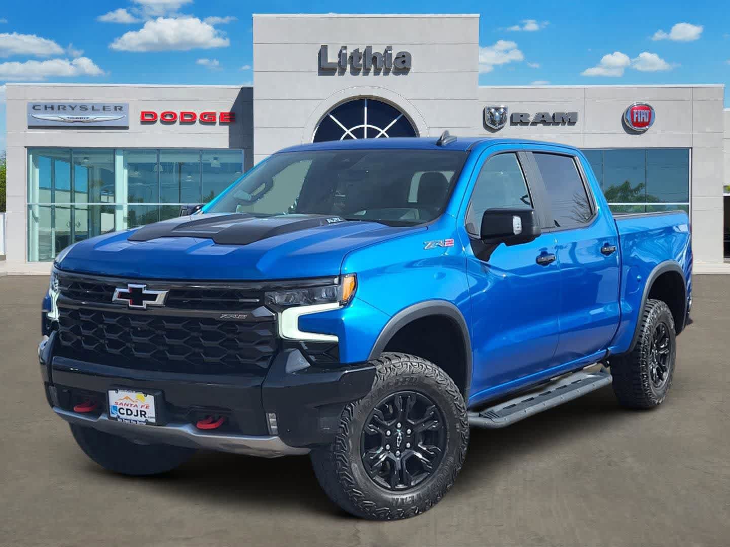 Used 2023 Chevrolet Silverado 1500 ZR2 w/ Technology Package AWD/4WD image 1