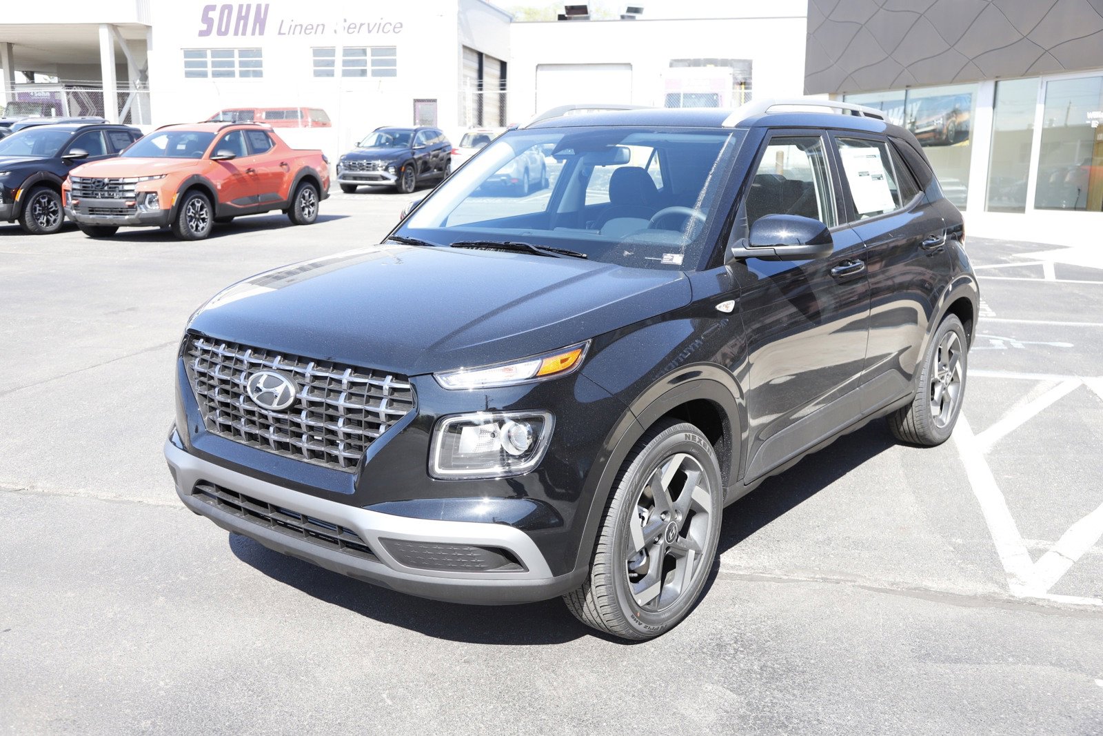 New 2026 Hyundai Venue SEL FWD image 8