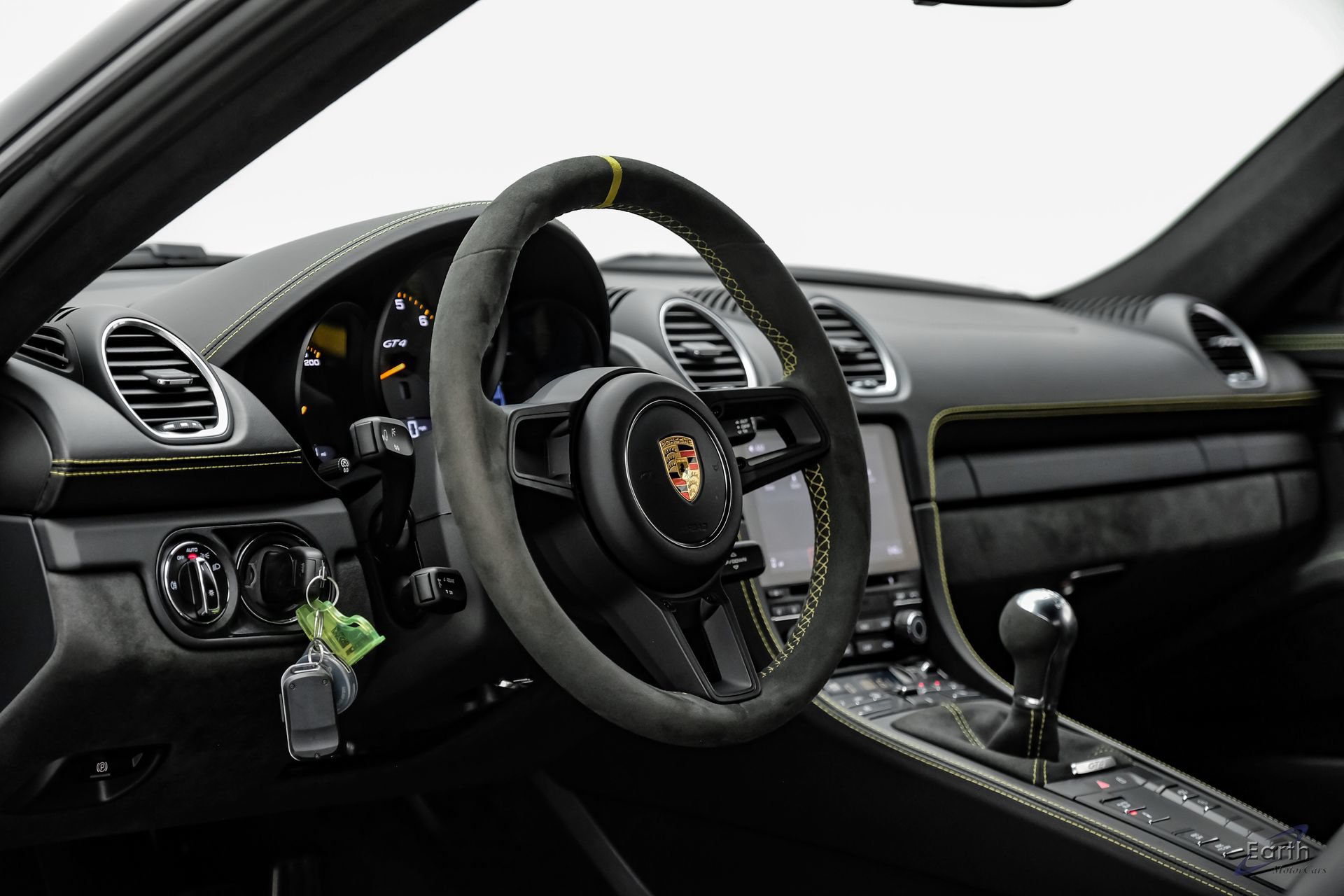 Used 2021 Porsche 718 Cayman GT4 RWD image 49