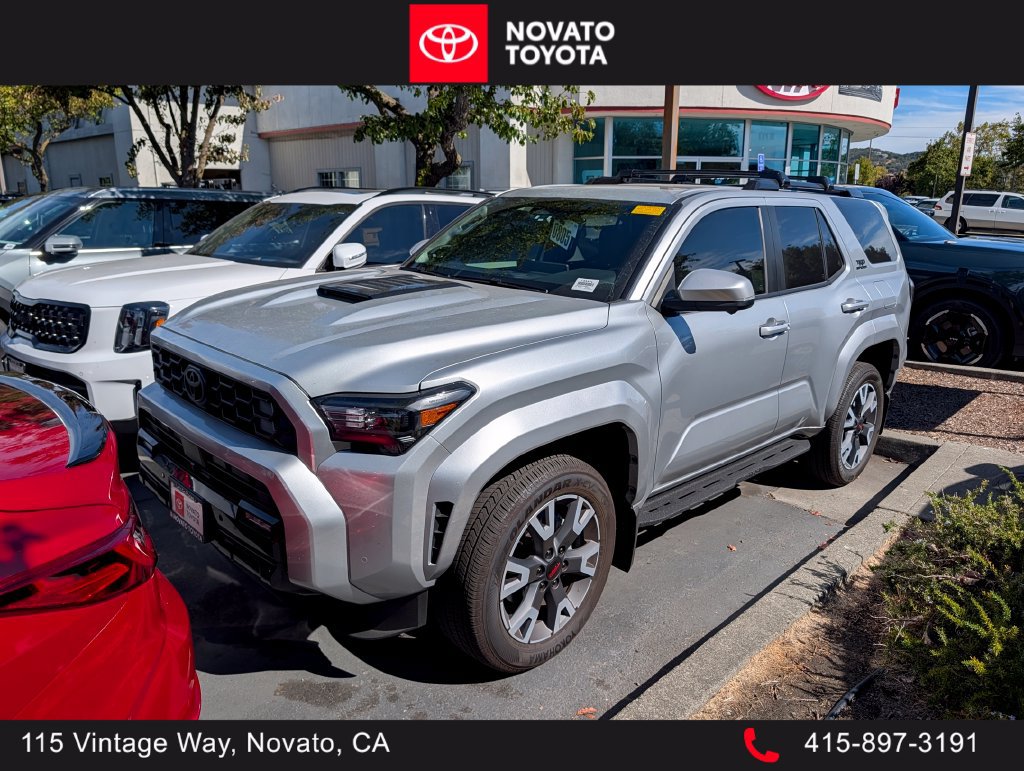 Used 2026 Toyota 4Runner TRD Sport Premium AWD/4WD image 1