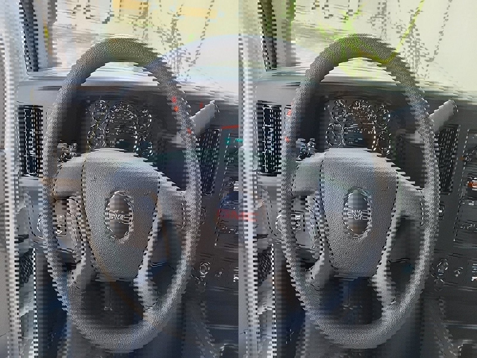 New 2025 GMC Savana 2500 w/ Driver Convenience Package image 19