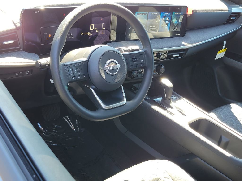 New 2026 Nissan Kicks SV w/ SV Premium Package image 4