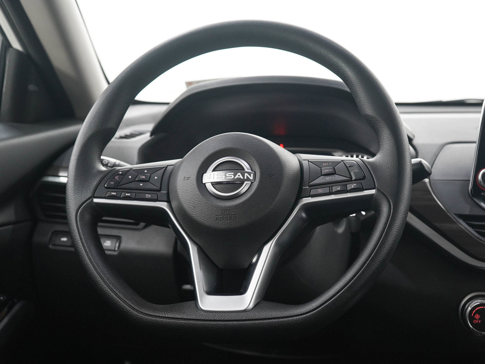 Used 2023 Nissan Altima 2.5 SV AWD/4WD image 15