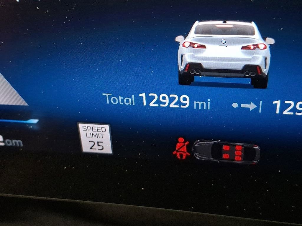 Used 2025 BMW M235i xDrive w/ Premium Package image 15