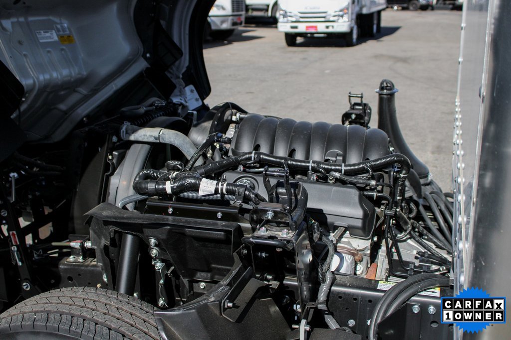 Used 2024 Isuzu NPR image 14