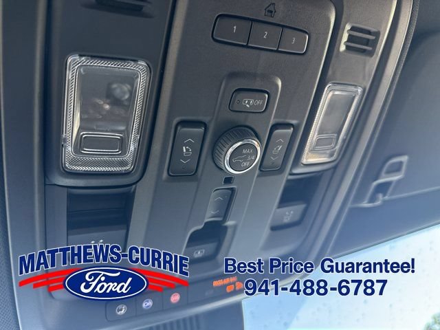 Used 2024 Chevrolet Tahoe High Country w/ Advanced Technology Package RWD image 28