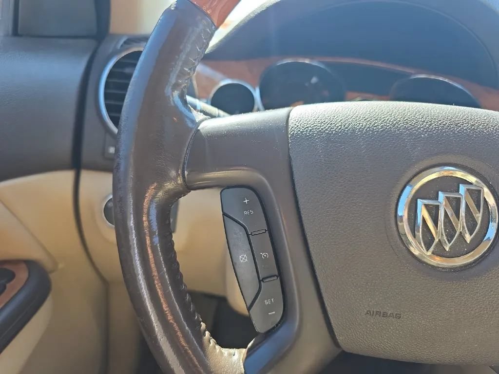 Used 2012 Buick Enclave Leather FWD image 17