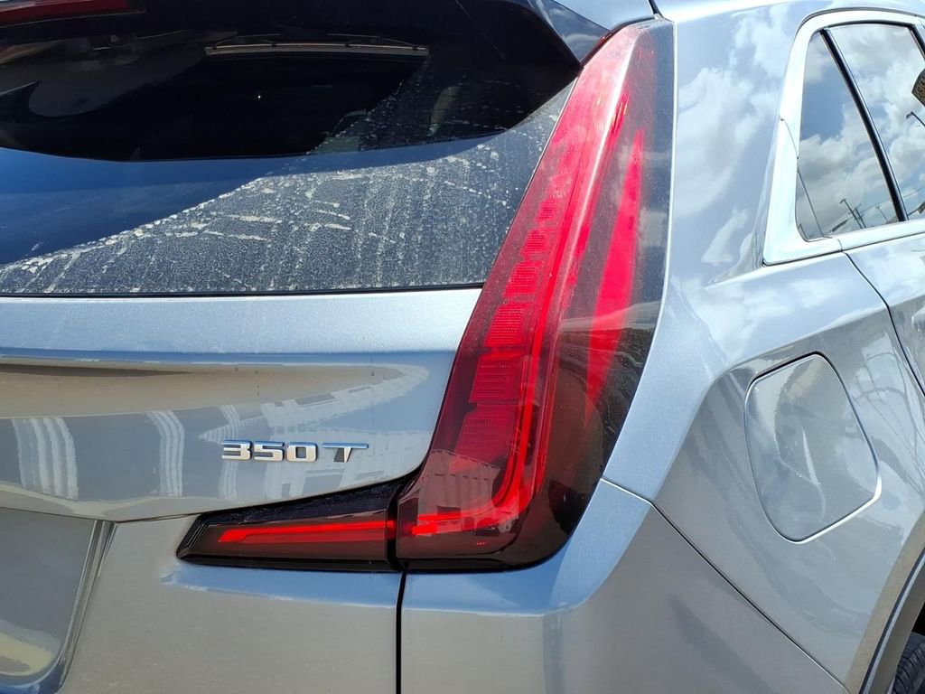 Certified 2023 Cadillac XT4 Premium Luxury image 10