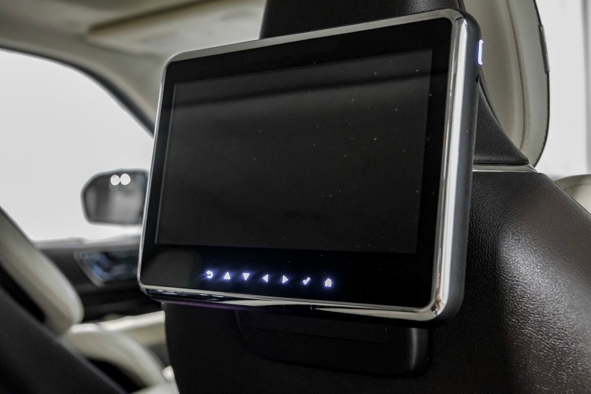 Used 2021 Lincoln Navigator L Black Label w/ Cargo Convenience Package image 36