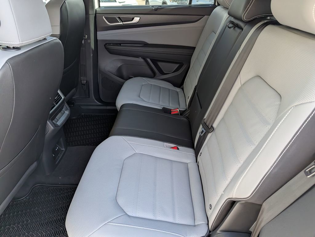 New 2026 Volkswagen Atlas Cross Sport SEL R-Line image 20