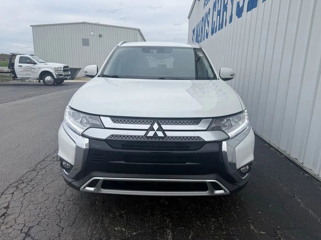 Used 2020 Mitsubishi Outlander SEL AWD/4WD image 3