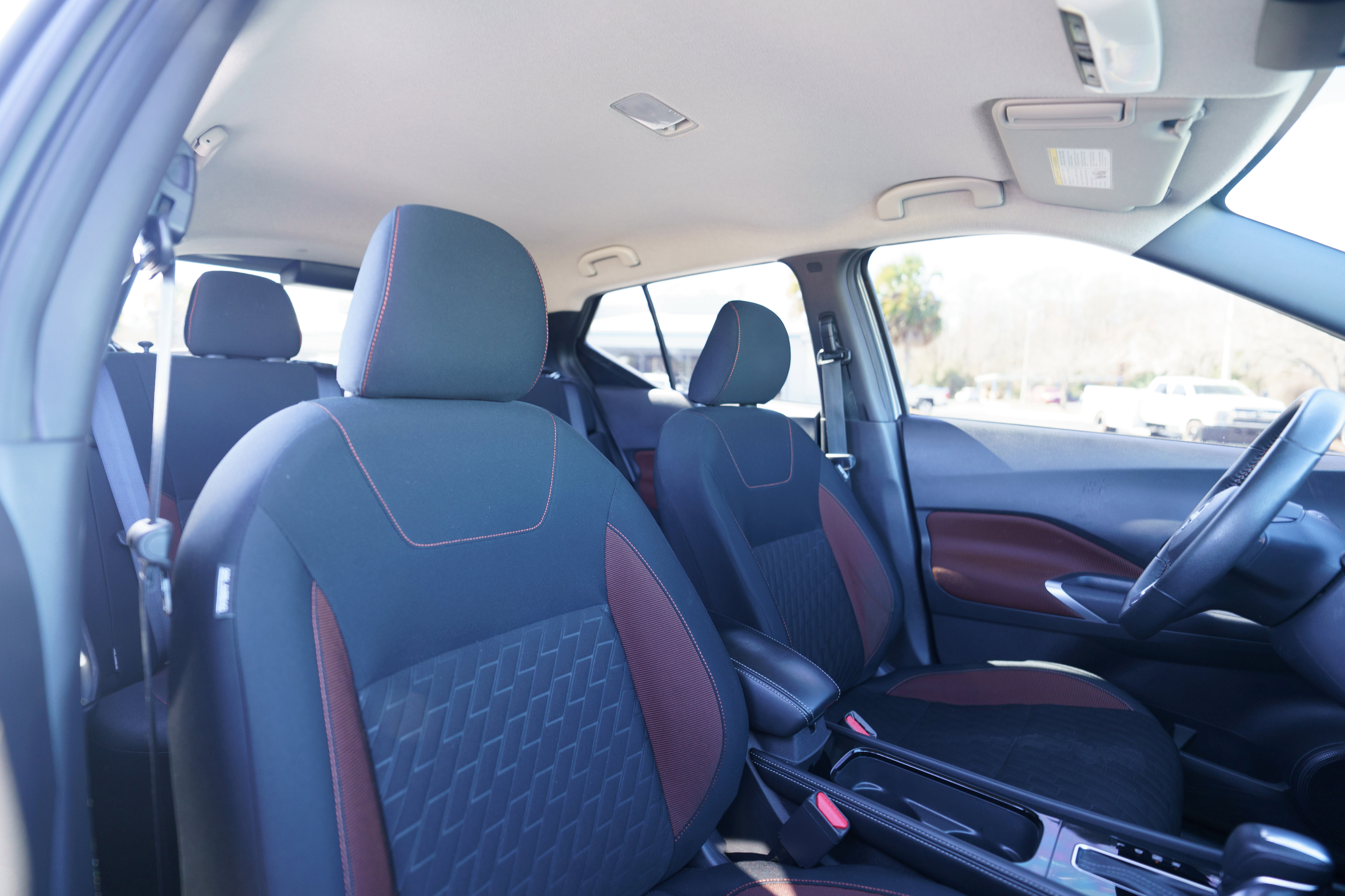 Used 2023 Nissan Kicks SR image 13