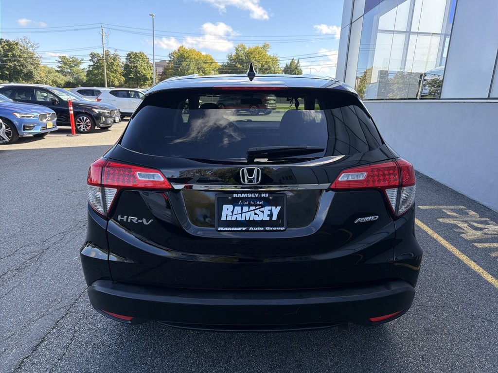 Used 2022 Honda HR-V LX image 7