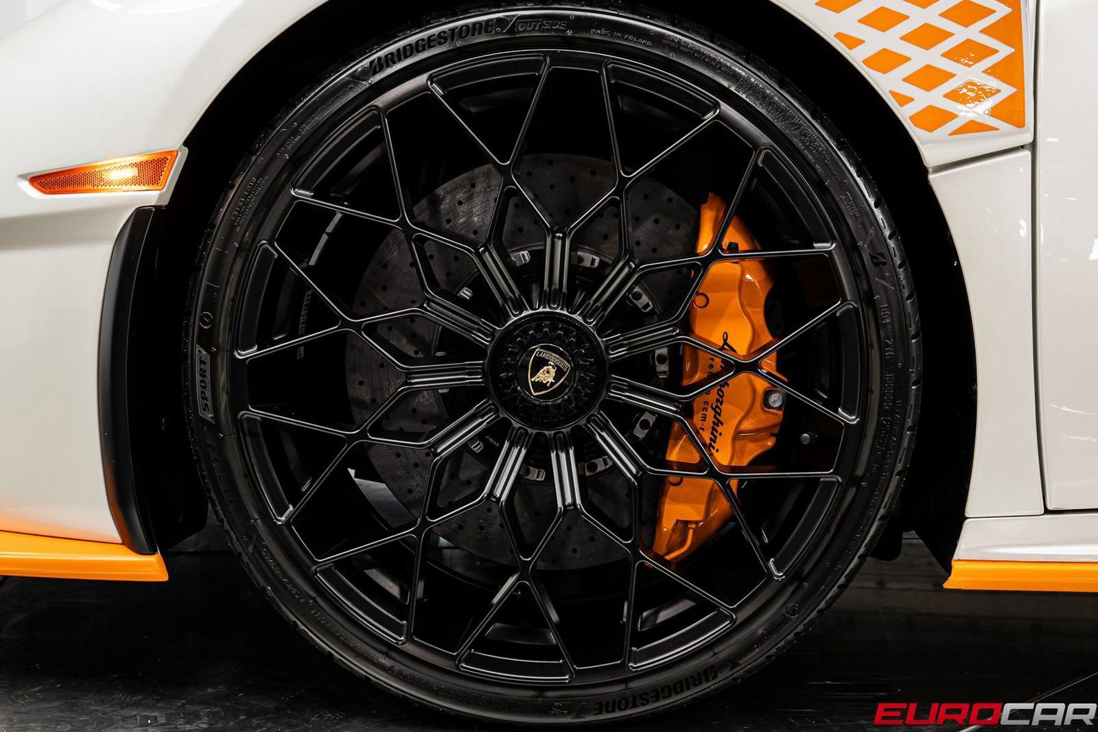 Used 2022 Lamborghini Huracan STO image 23