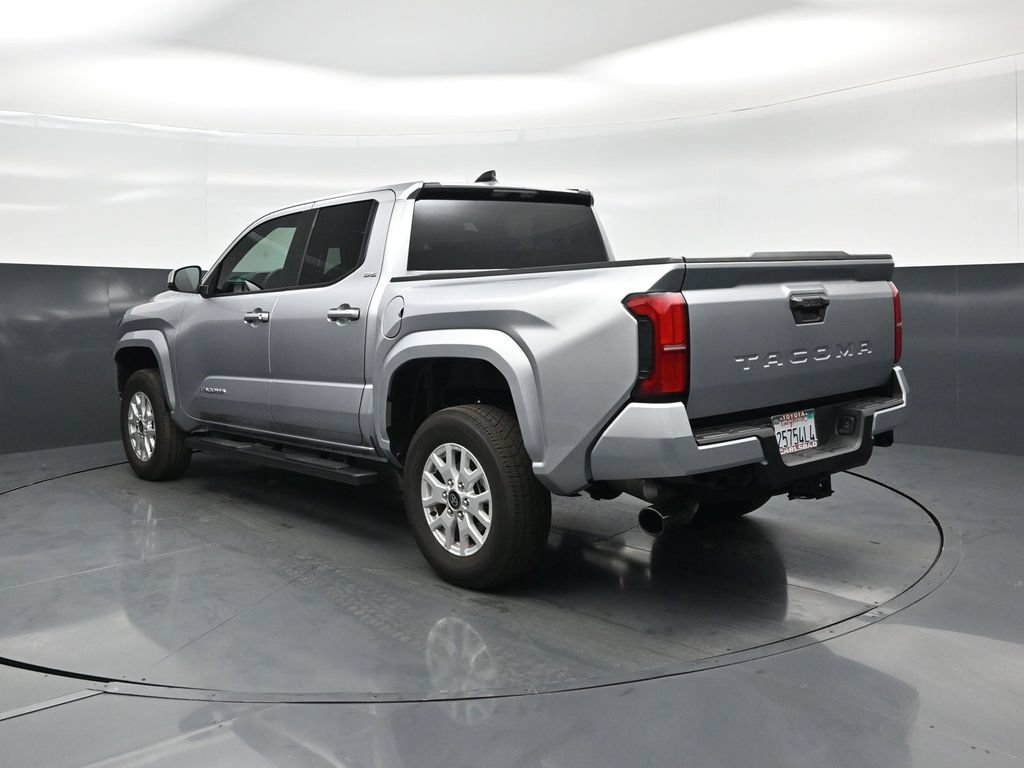 Used 2026 Toyota Tacoma SR5 RWD image 6