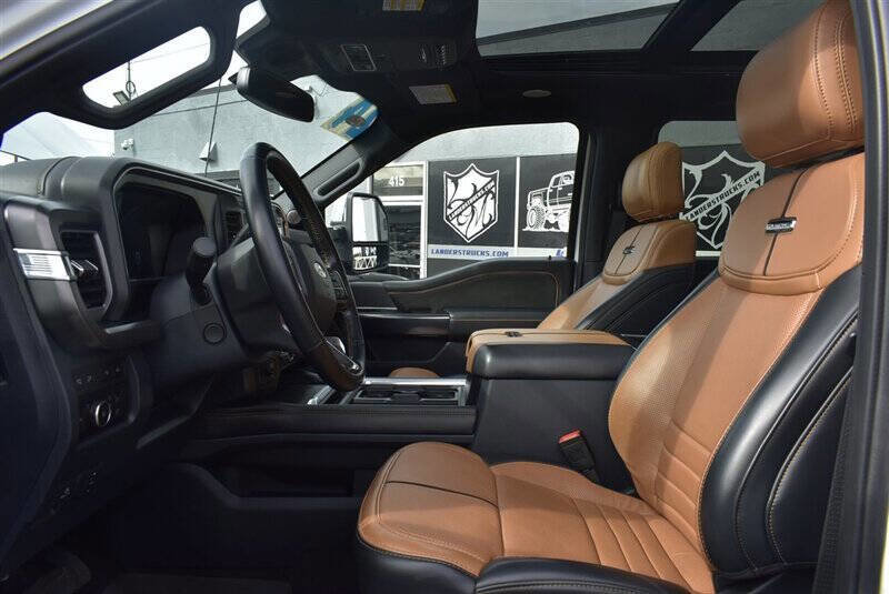 Used 2024 Ford F350 Platinum image 15