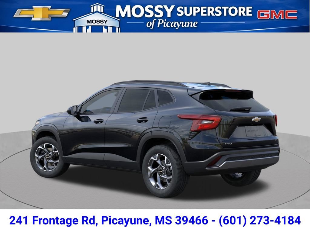 New 2026 Chevrolet Trax LT w/ Sunroof Package FWD image 3