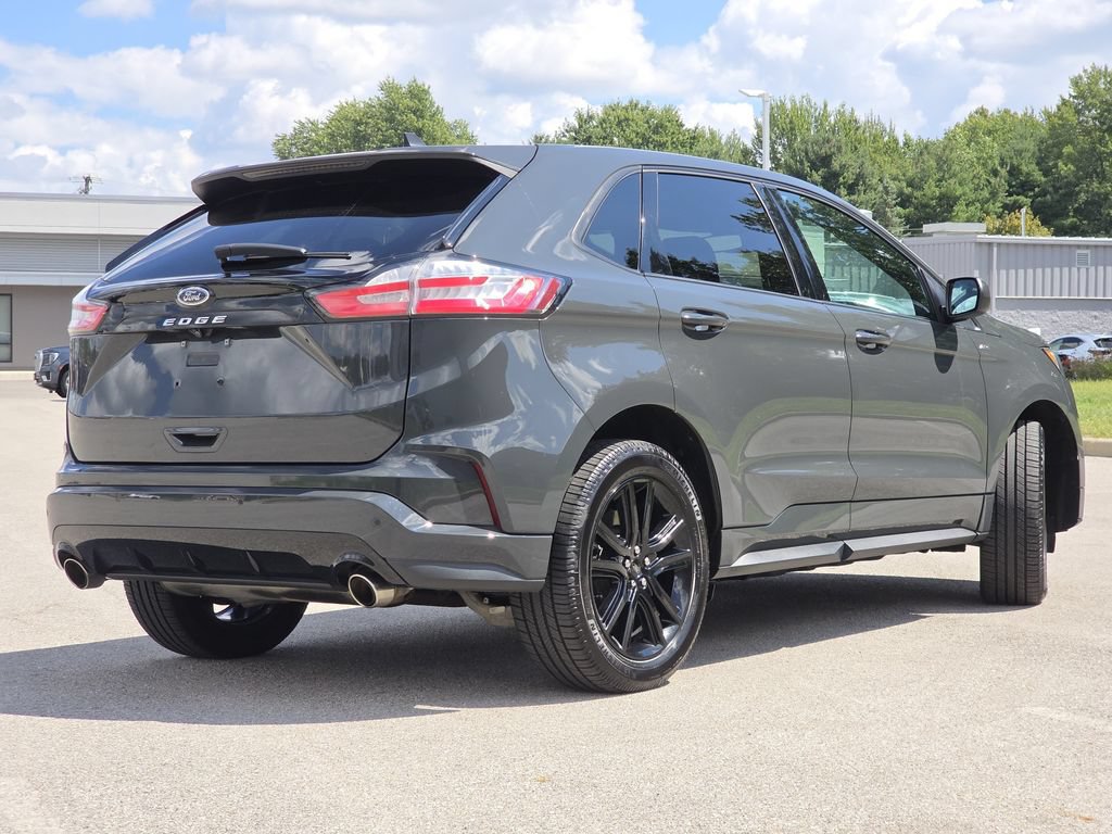 Used 2021 Ford Edge ST-Line AWD/4WD image 11