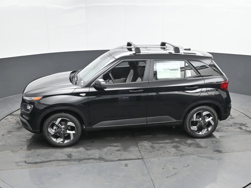 New 2026 Hyundai Venue SEL FWD image 35