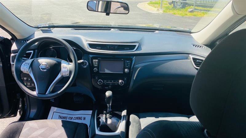 Used 2015 Nissan Rogue SV w/ SV Premium Package image 20