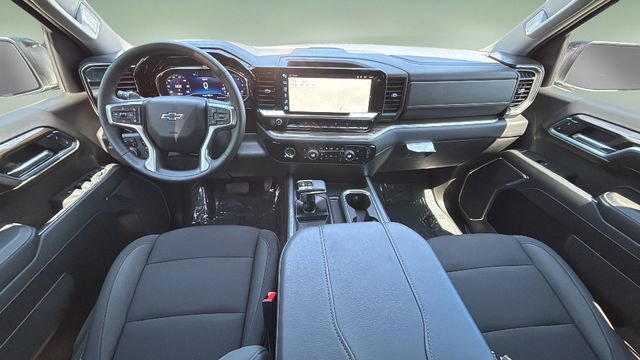 Used 2024 Chevrolet Silverado 1500 LT Trail Boss w/ Protection Package image 16