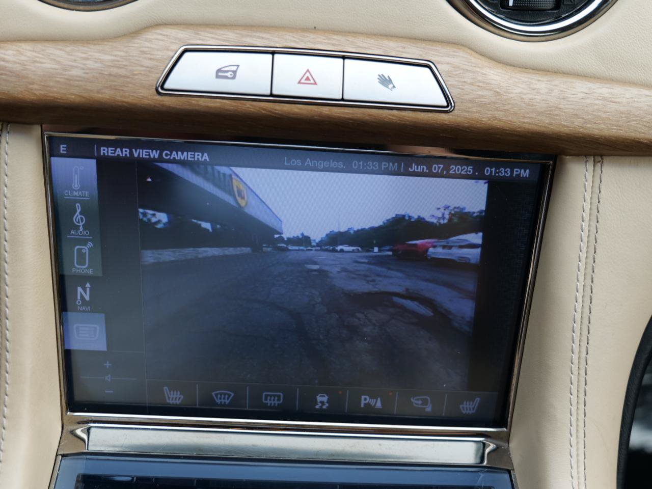 Used 2012 Fisker Karma EcoSport RWD image 22