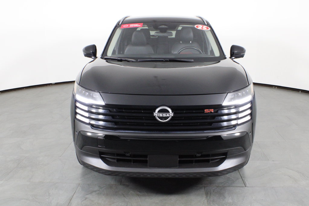 Certified 2025 Nissan Kicks SR FWD image 13