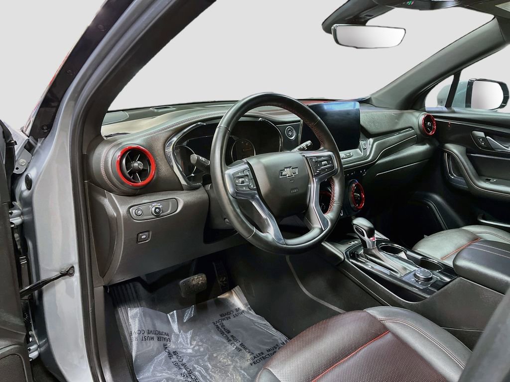 Used 2023 Chevrolet Blazer RS w/ Driver Confidence II Package AWD/4WD image 9
