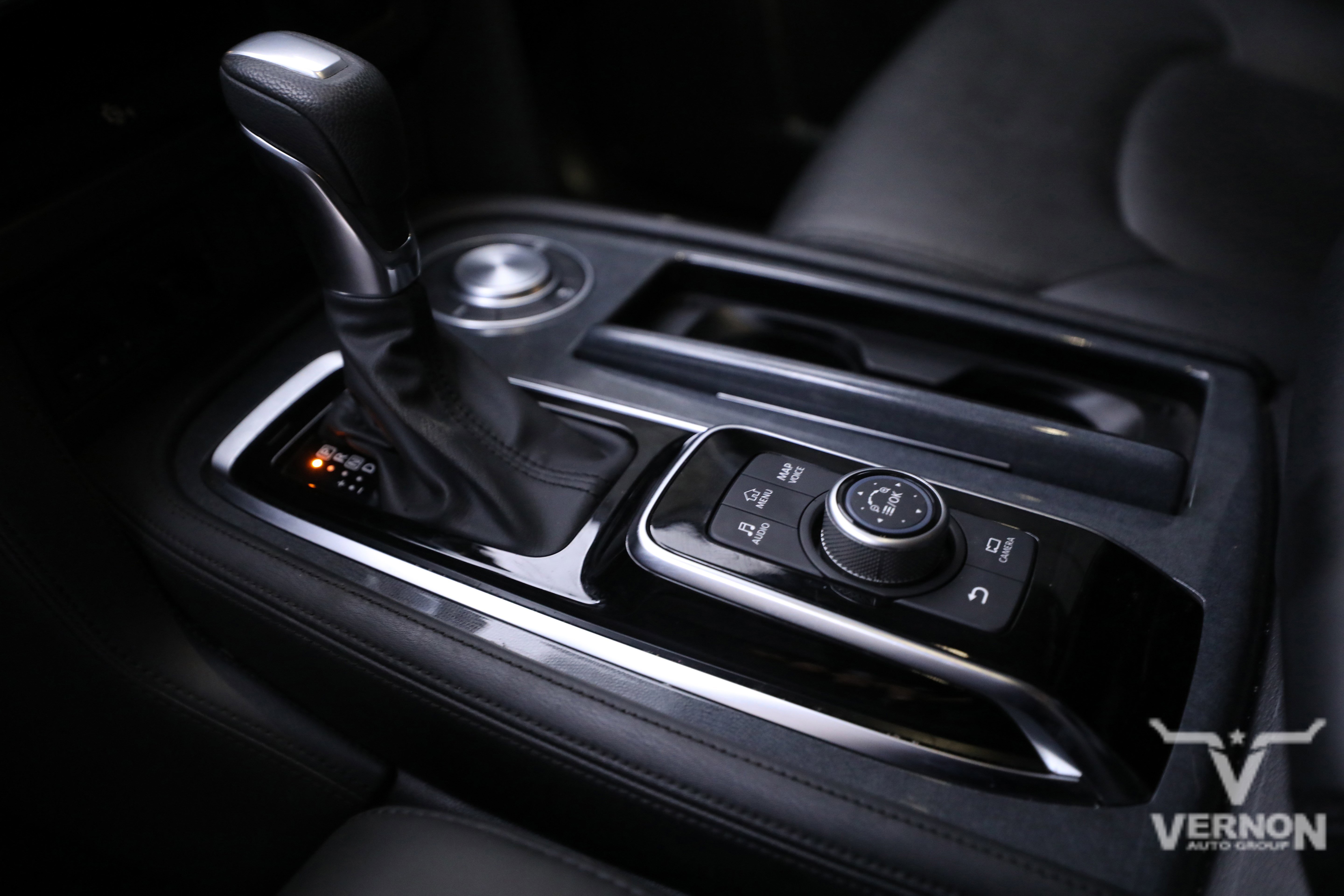 Used 2023 Nissan Armada SV w/ Cargo Package image 16