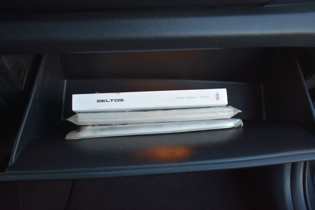 Used 2021 Kia Seltos SX w/ SX Sunroof Package image 45