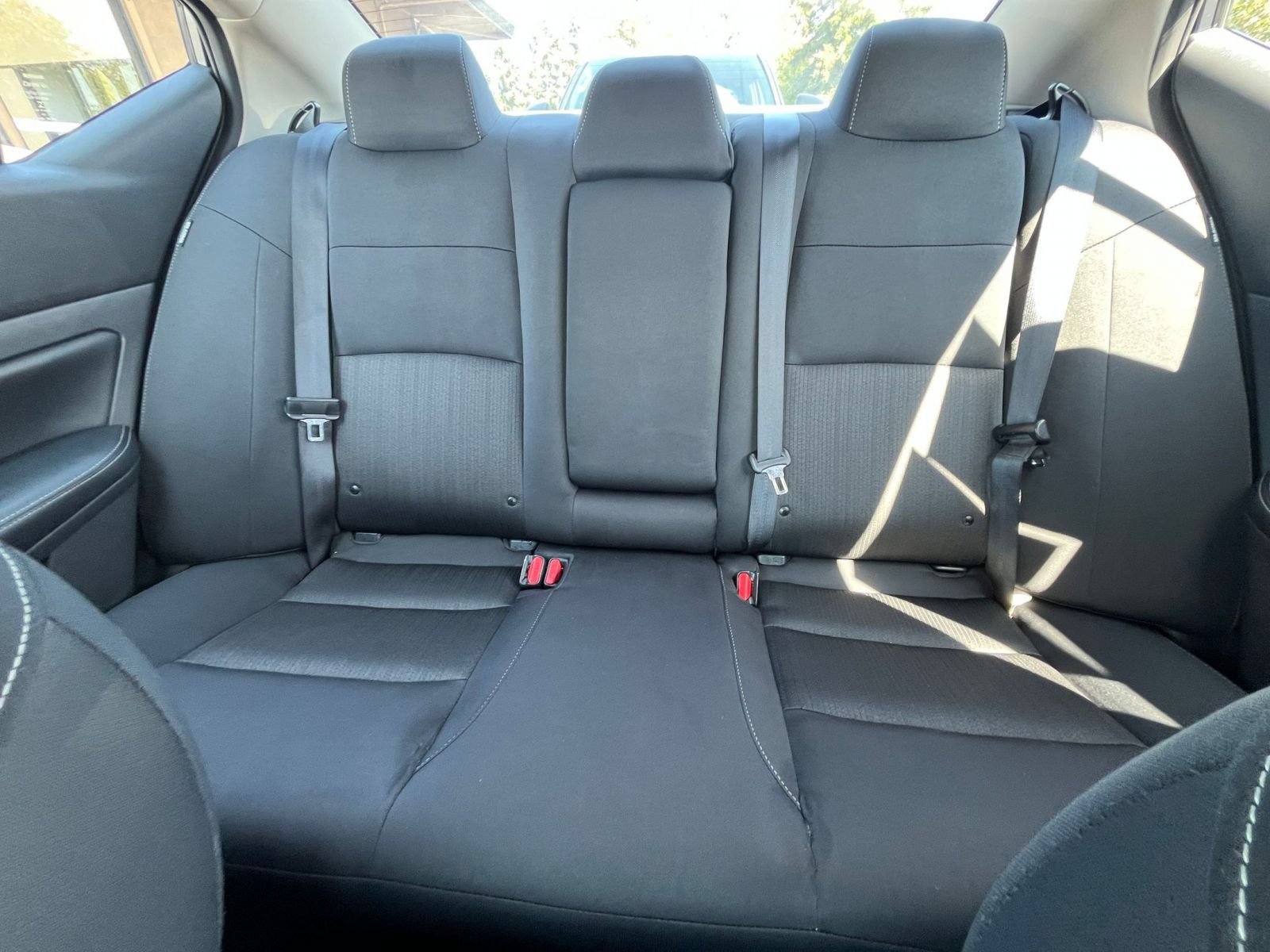 Used 2025 Nissan Altima 2.5 SV FWD image 39