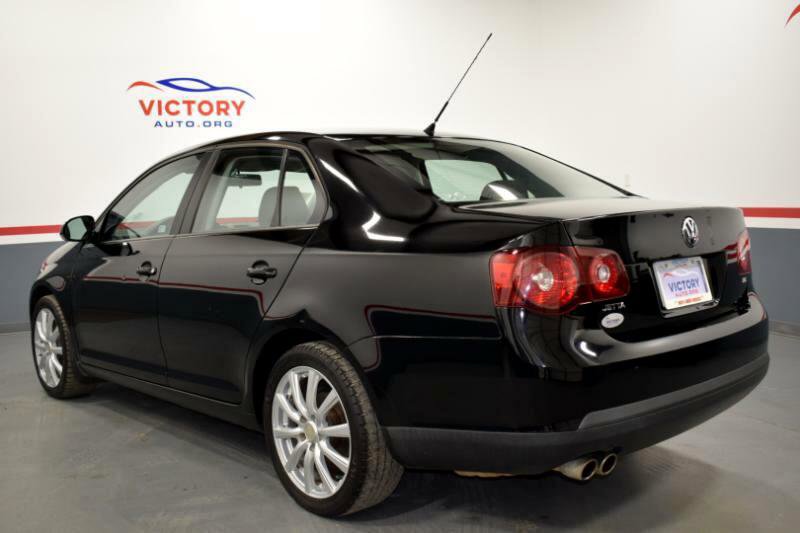 Used 2009 Volkswagen Jetta S image 3