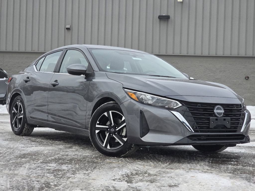 Used 2025 Nissan Sentra SV image 2